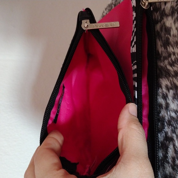 Huge Modella Travel Set! - Picture 8 of 10